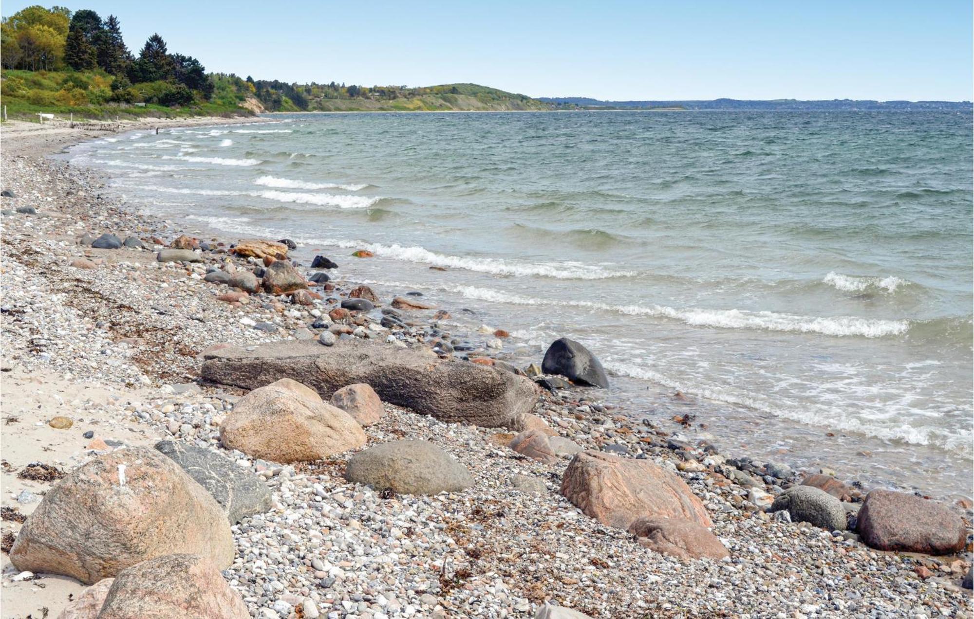Strandhuset Knebel Luaran gambar