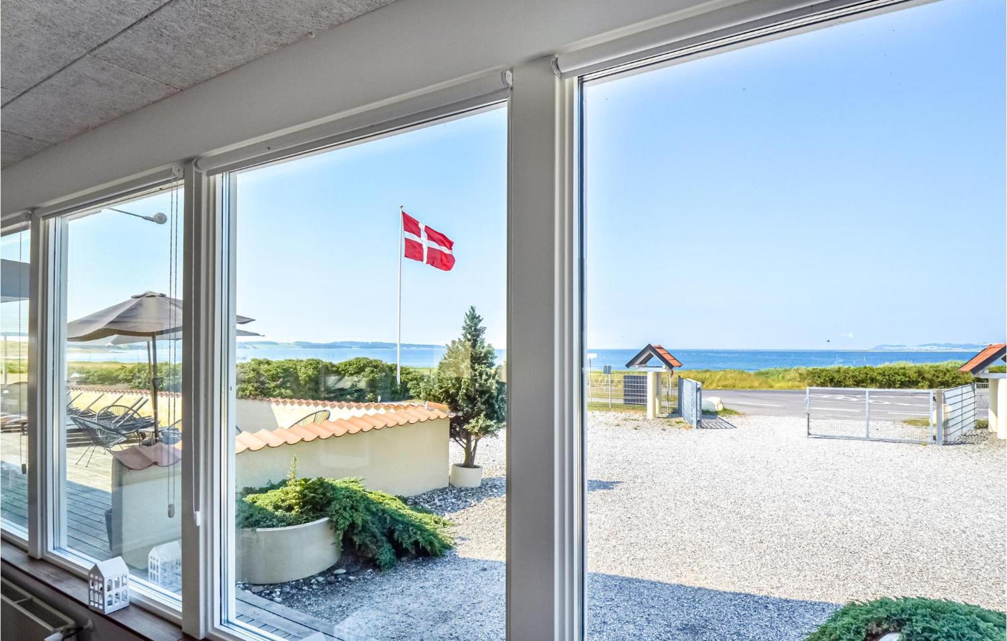 Strandhuset Knebel Luaran gambar