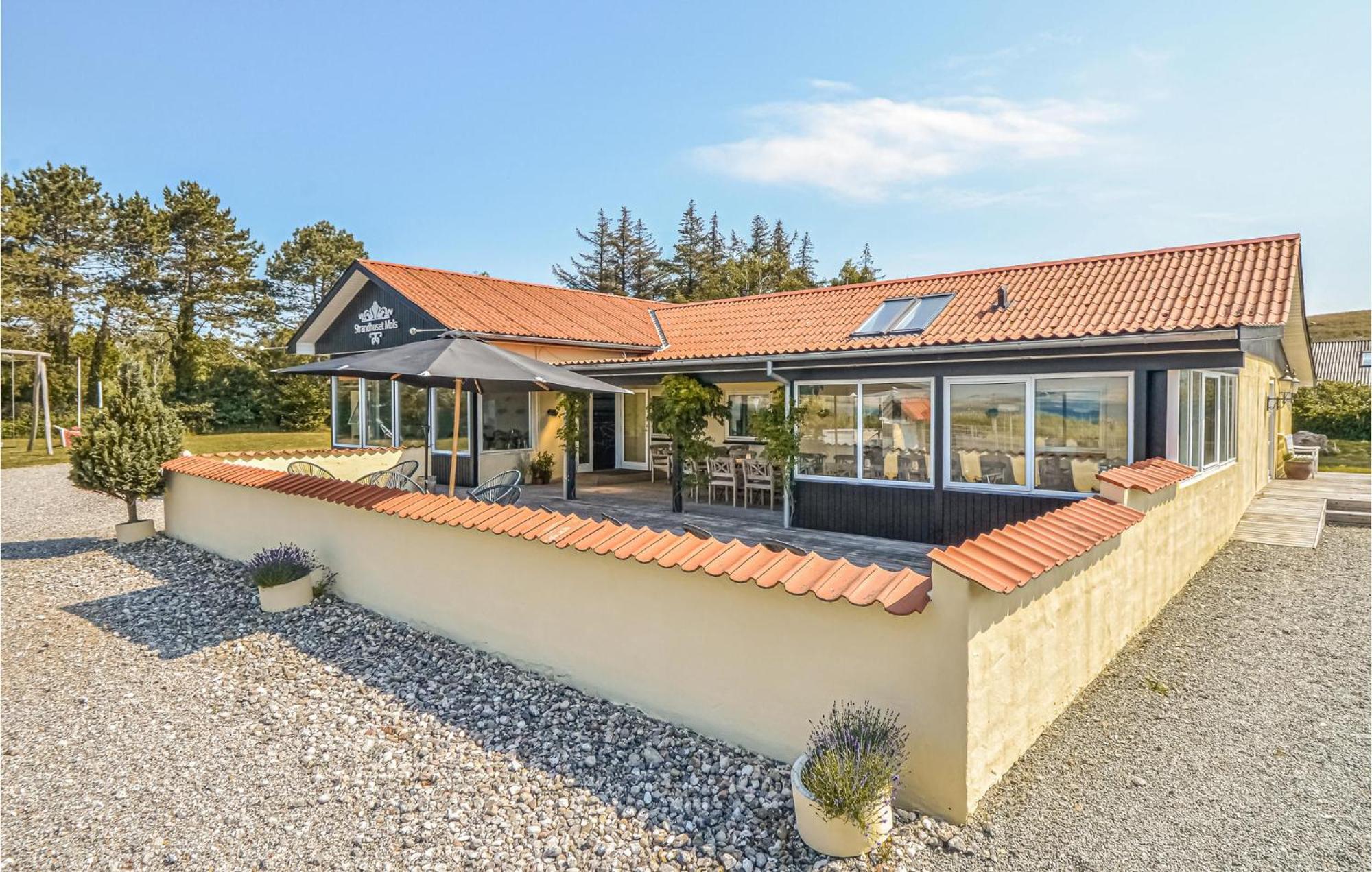 Strandhuset Knebel Luaran gambar