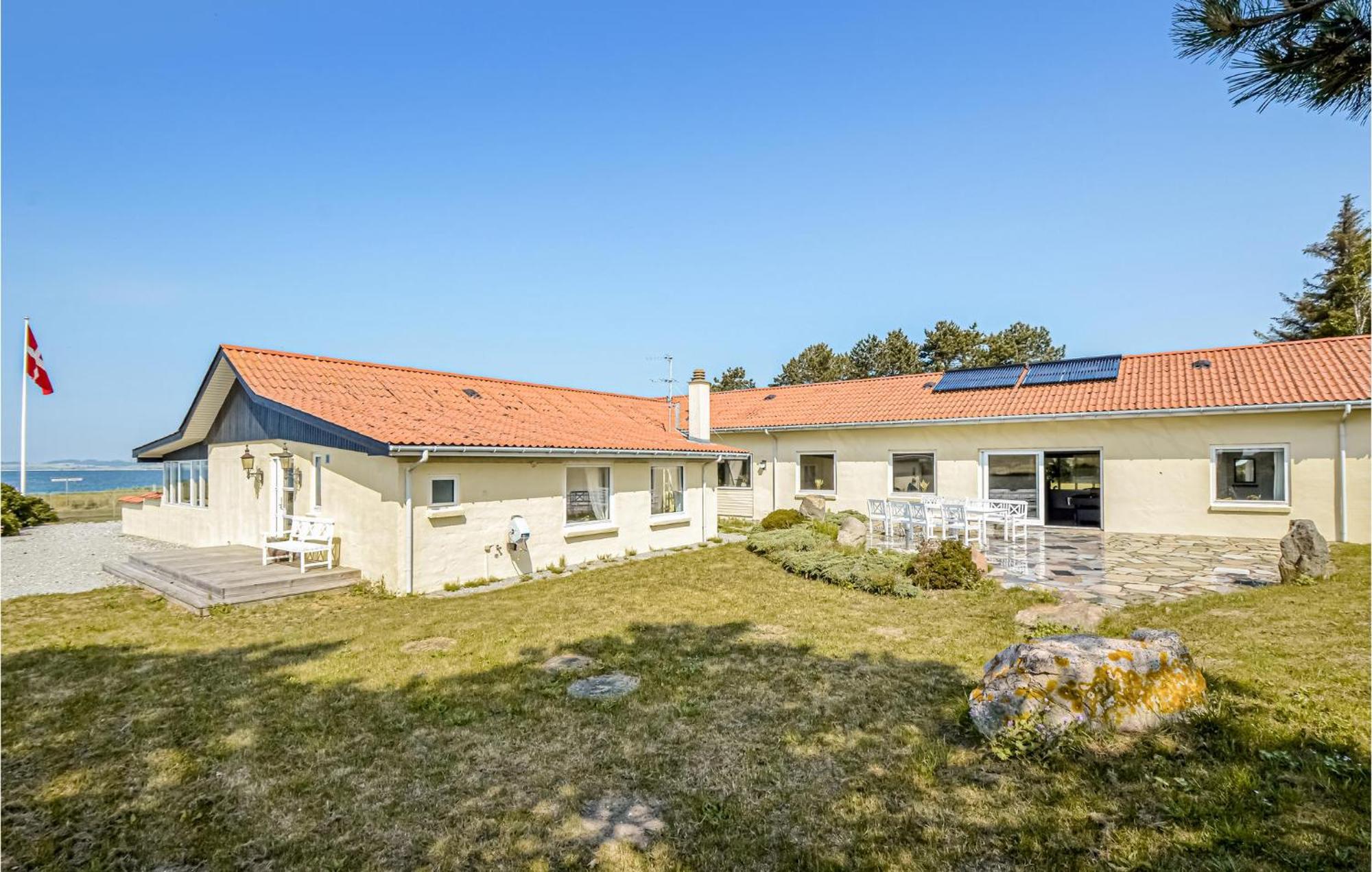 Strandhuset Knebel Luaran gambar